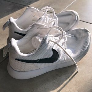 Nike Sneakers Running Shoes White Size Youth 3